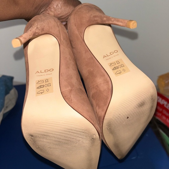 Heels - Picture 5 of 8